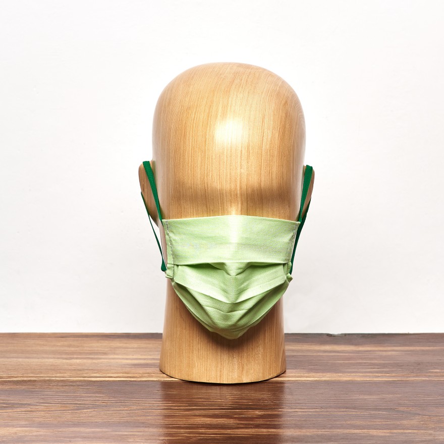 Set of 5 pieces of 3-layered reusable hygienic green masks