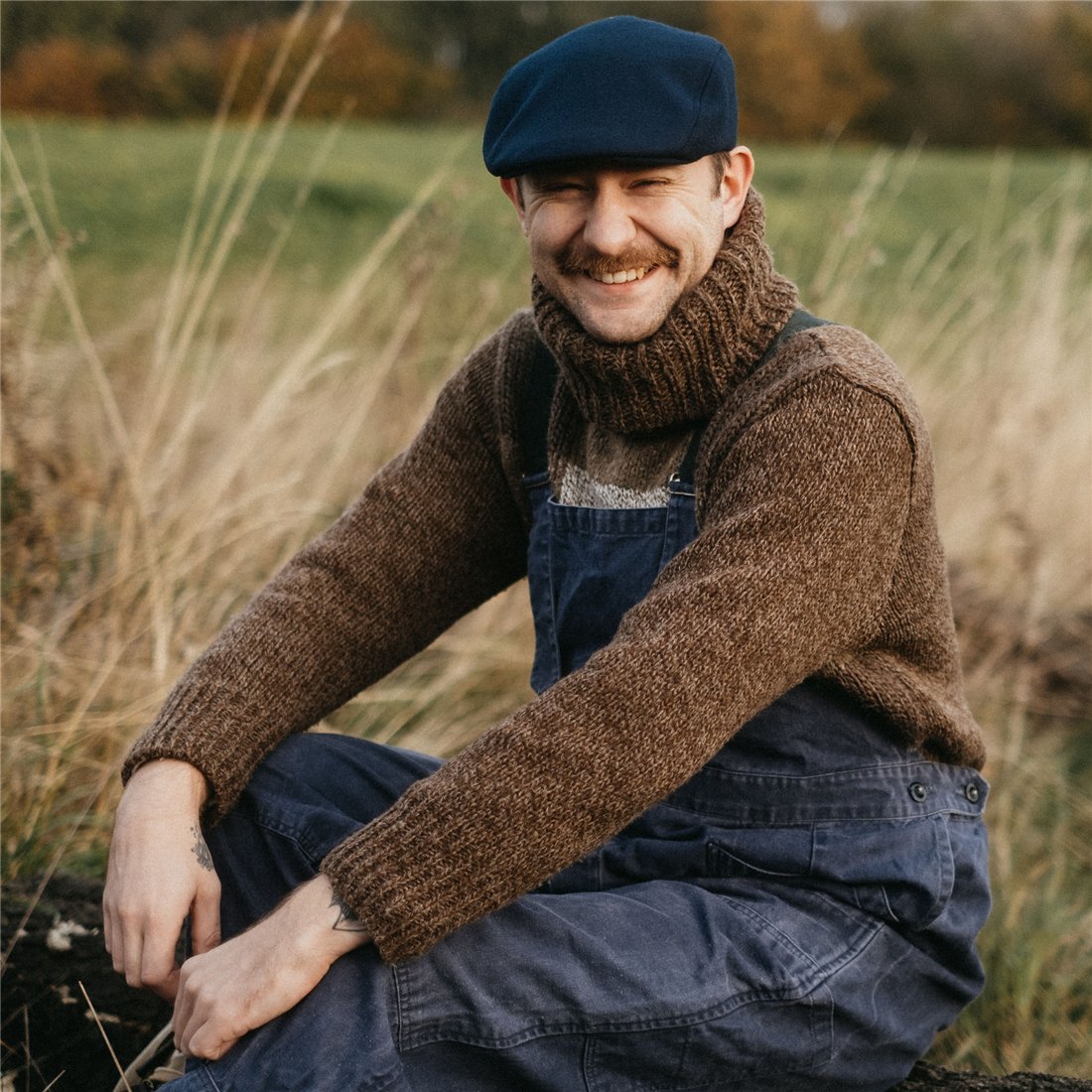 Norte - winter flat cap with foldable earflap made of wool, with padded  cotton lining