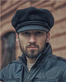 A vintage Harely style motorcycle hat made of corduroy and leather 2