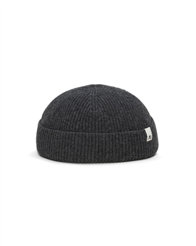 Duke cut above ears beanie made of cashmere and ultrafine merino wool. 2