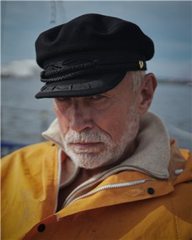Skipper - black cap sewed with woolen cloth with leather sweatband 2