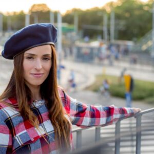 The great comeback of berets-why is it worth choosing this traditional headgear?